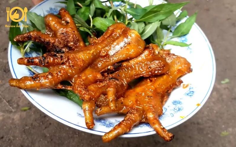 Chân gà nướng món ăn vặt khó cưỡng